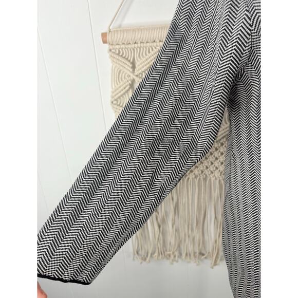 Frnch Herringbone Swing Top Size M/L Black White 3/4 Sleeve - Picture 4 of 8